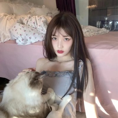 爱芯第一季封面